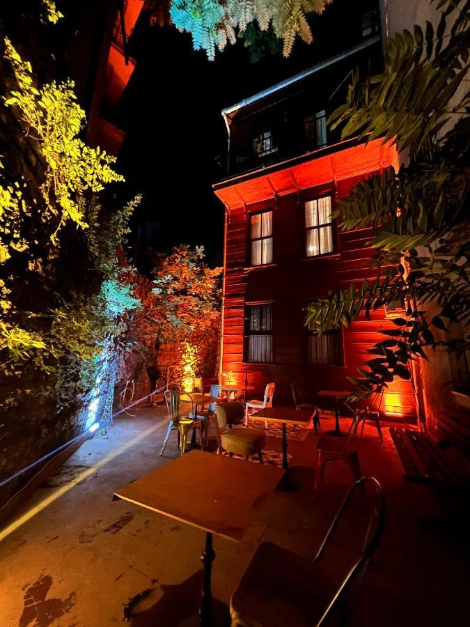 Klein Cihangir Pera Suites Istanboel Buitenkant foto
