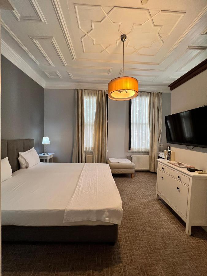 Klein Cihangir Pera Suites Istanboel Buitenkant foto
