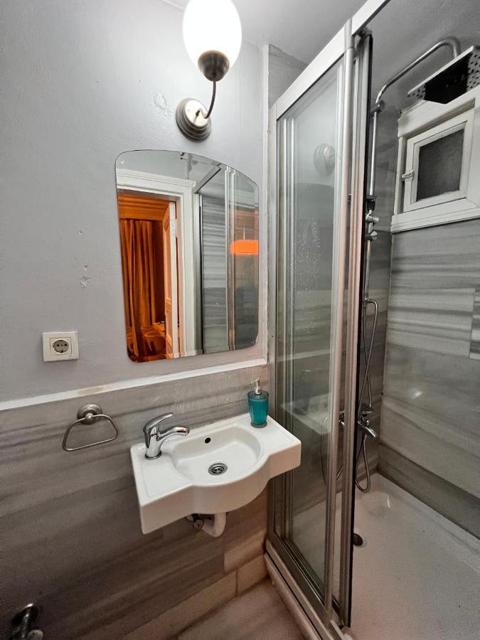 Klein Cihangir Pera Suites Istanboel Buitenkant foto