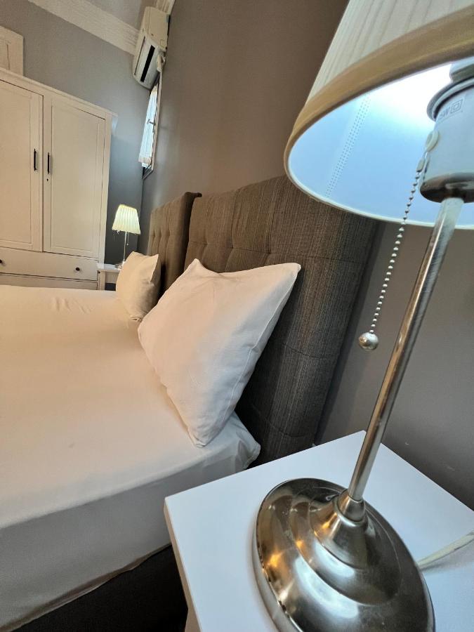 Klein Cihangir Pera Suites Istanboel Buitenkant foto