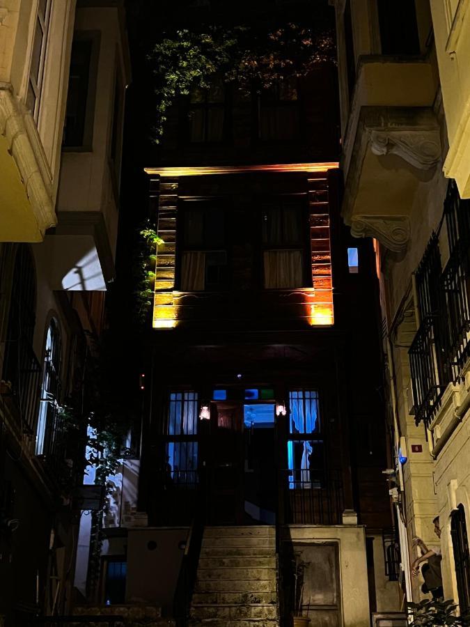 Klein Cihangir Pera Suites Istanboel Buitenkant foto