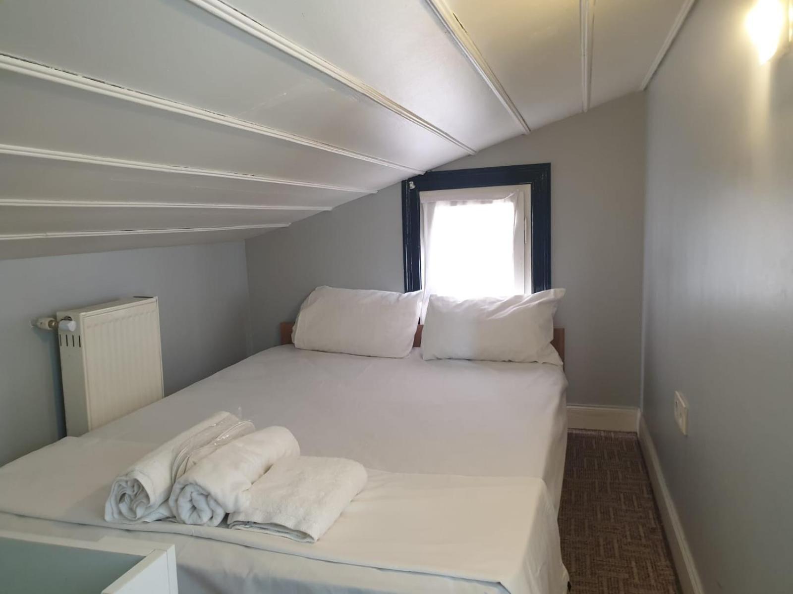Klein Cihangir Pera Suites Istanboel Buitenkant foto
